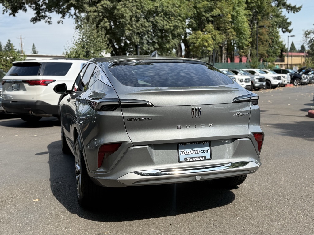 2024 Buick Envista Avenir photo 8