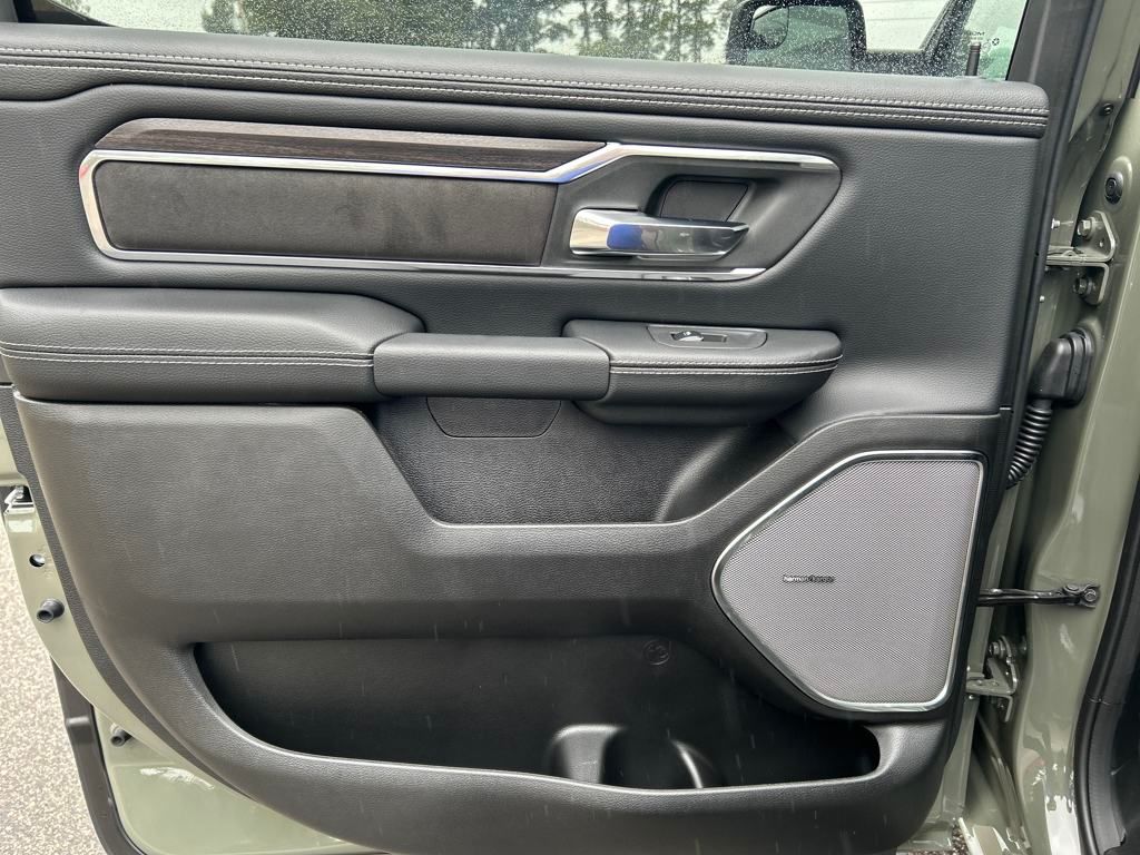 2026 Ram 1500 Laramie photo 24