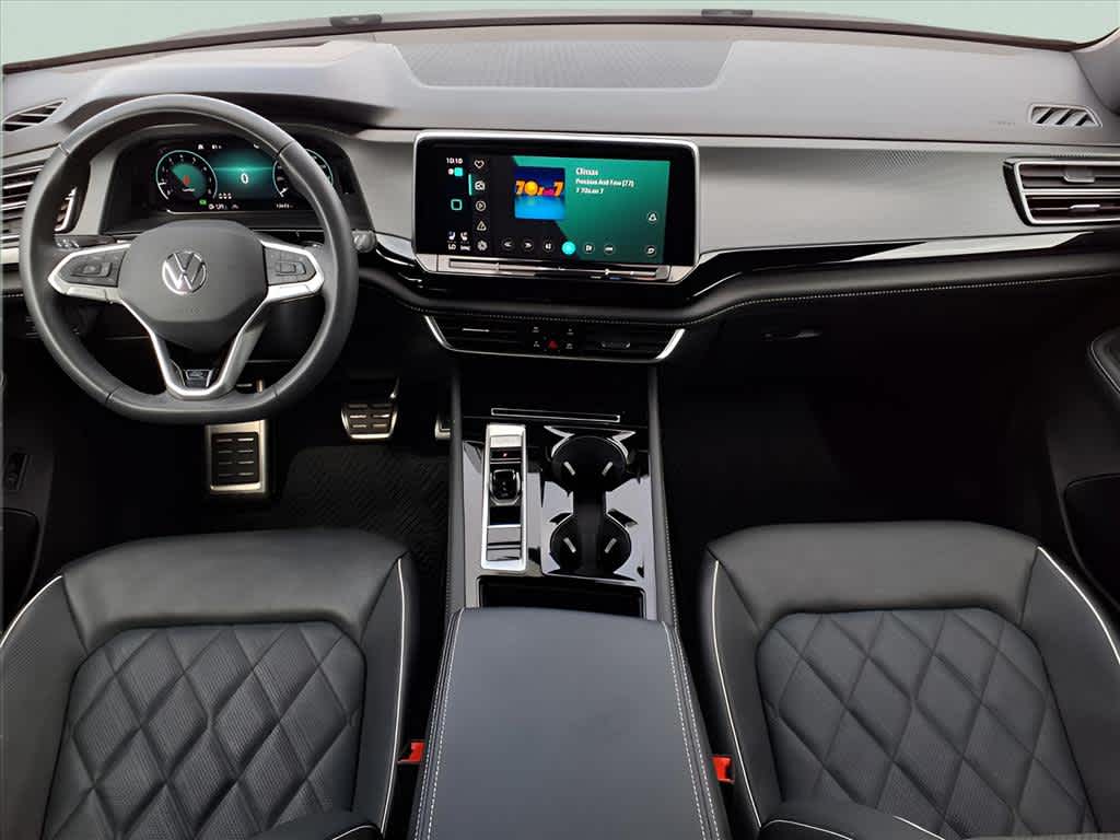 2024 Volkswagen Atlas Cross Sport SEL Premium R-Line photo 3