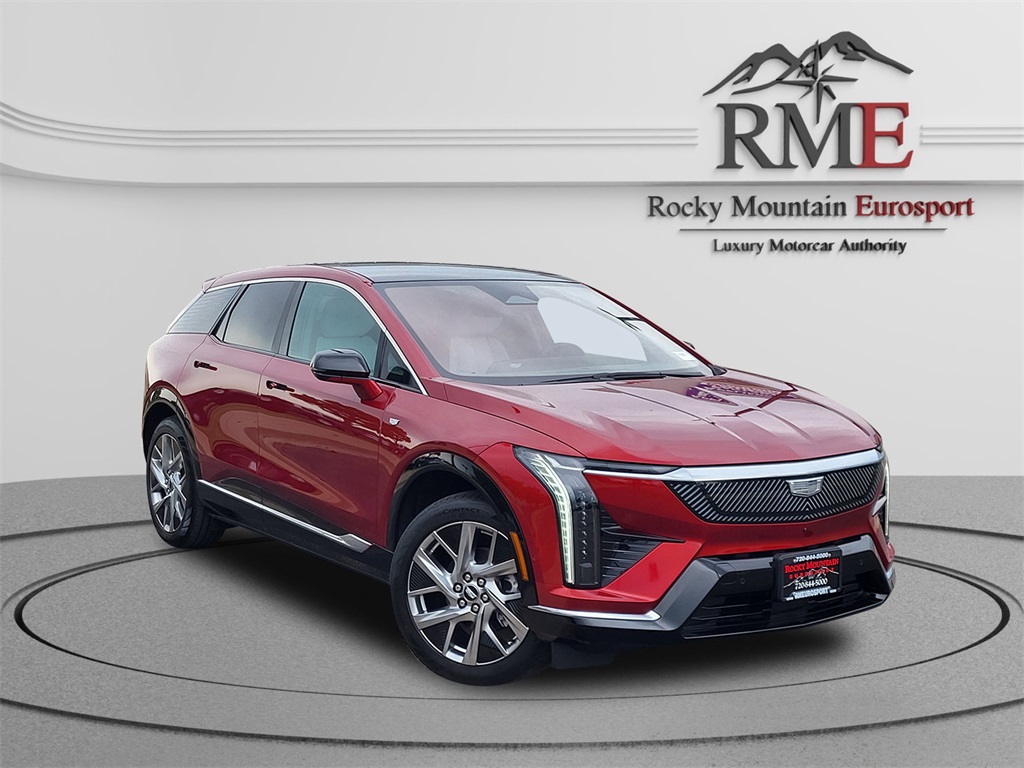 2025 Cadillac OPTIQ Luxury 1