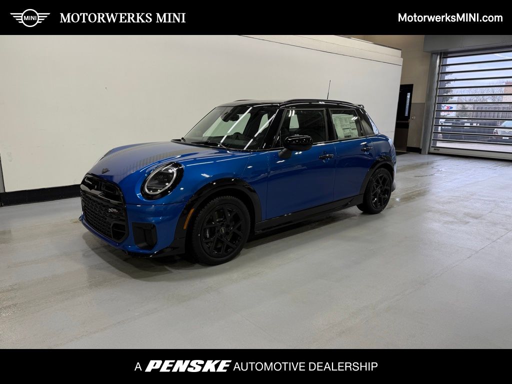 2025 MINI Hardtop 4 Door S's photo
