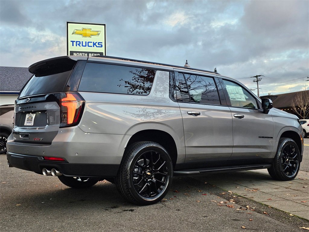 2026 Chevrolet Suburban RST photo 3