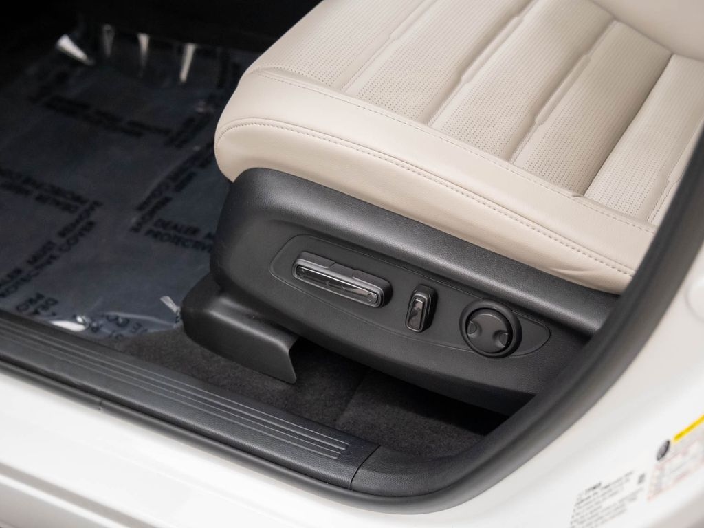 2024 Honda CR-V EX-L photo 11
