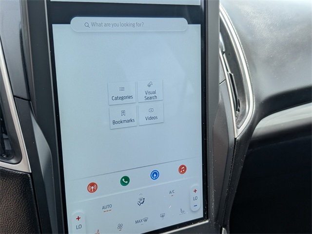 2024 Ford Edge SEL photo 18