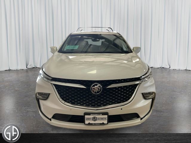 2022 Buick Enclave Avenir photo 2