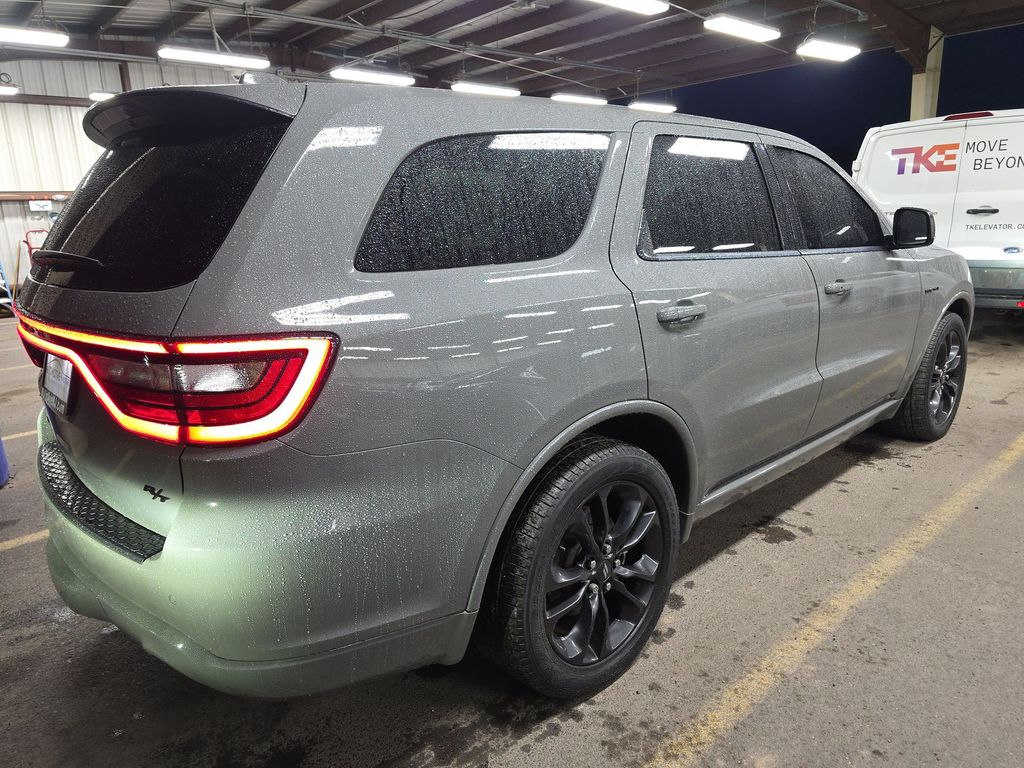2022 Dodge Durango R/T Plus Blacktop photo 3