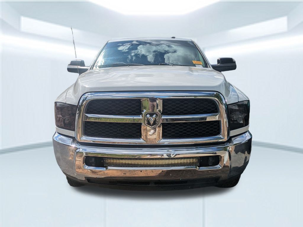 2016 Ram 2500 Tradesman photo 2