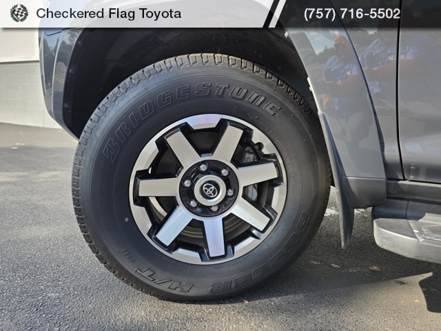 2024 Toyota 4Runner TRD Off-Road Premium photo 13