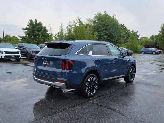 2026 Kia Sorento EX photo 7