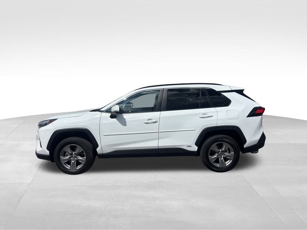 2024 Toyota RAV4 LE photo 11