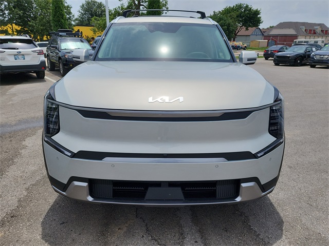 2026 Kia EV9 Wind photo 5