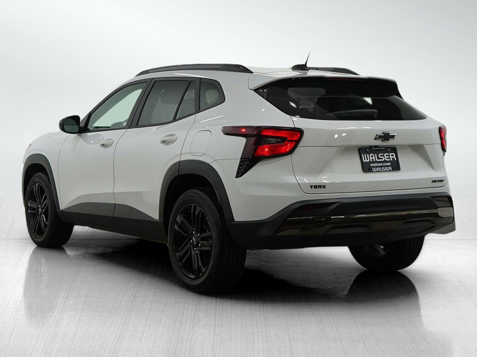 2024 Chevrolet Trax ACTIV photo 2