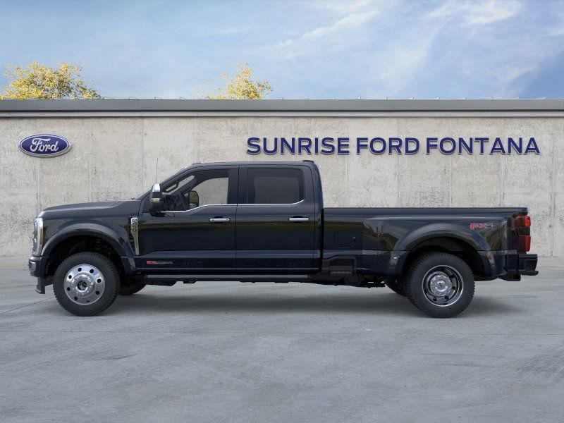 2025 Ford F-450 Super Duty Platinum
