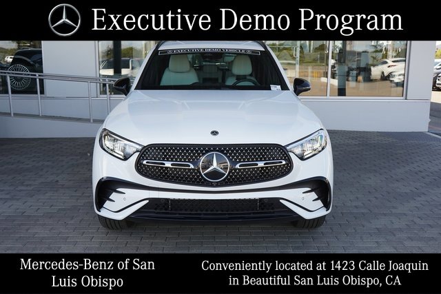 2025 Mercedes Benz GLC 300 4MATIC photo 3