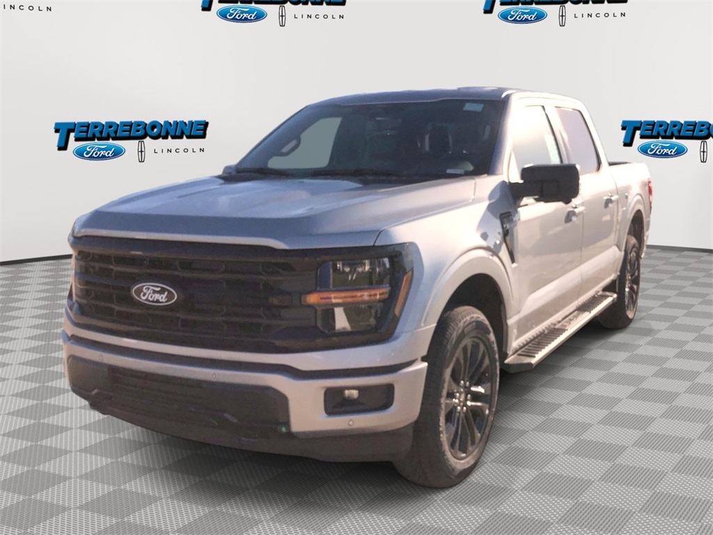 2025 Ford F-150 XLT's photo