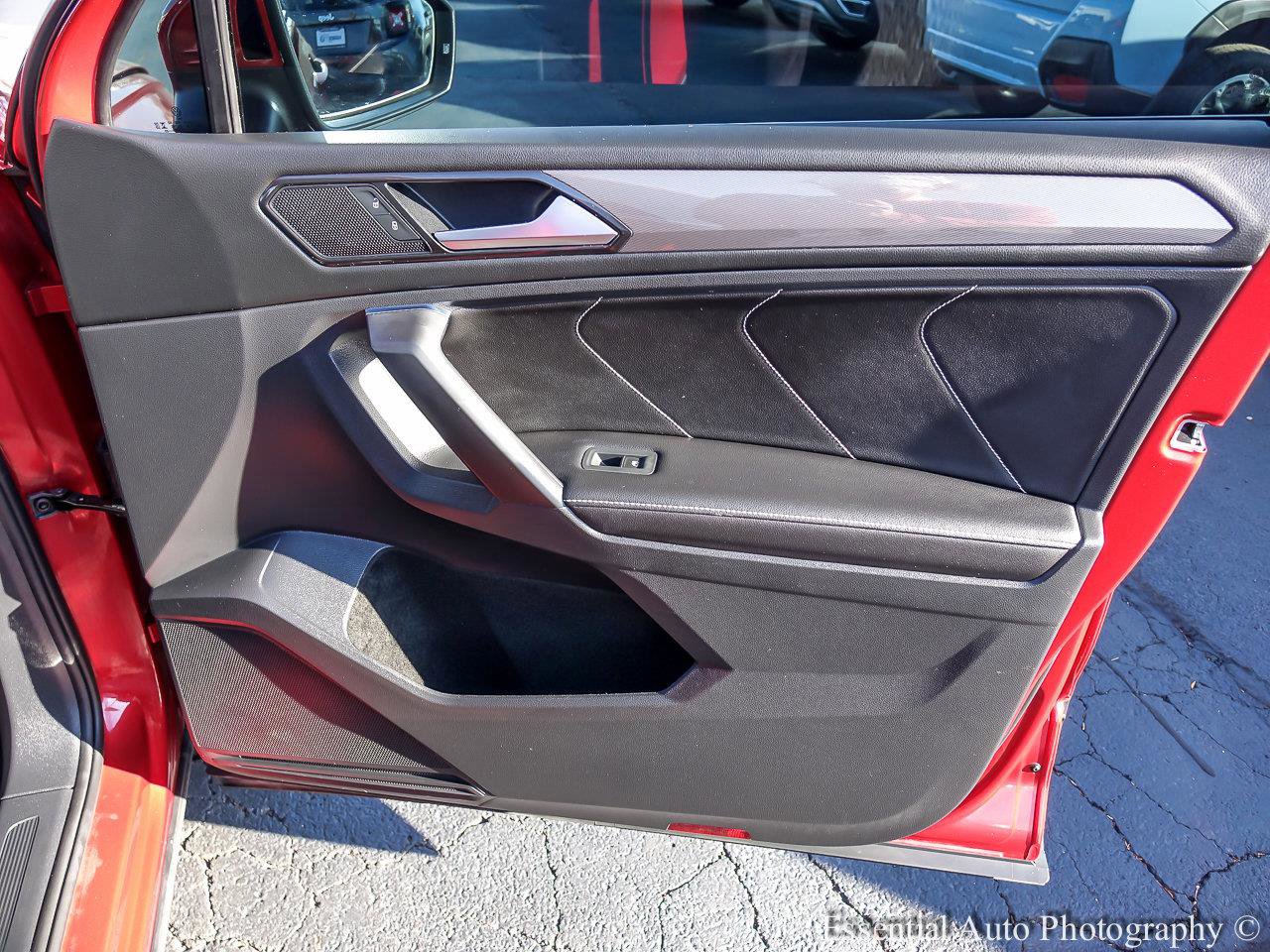 2023 VOLKSWAGEN TIGUAN - Image 22