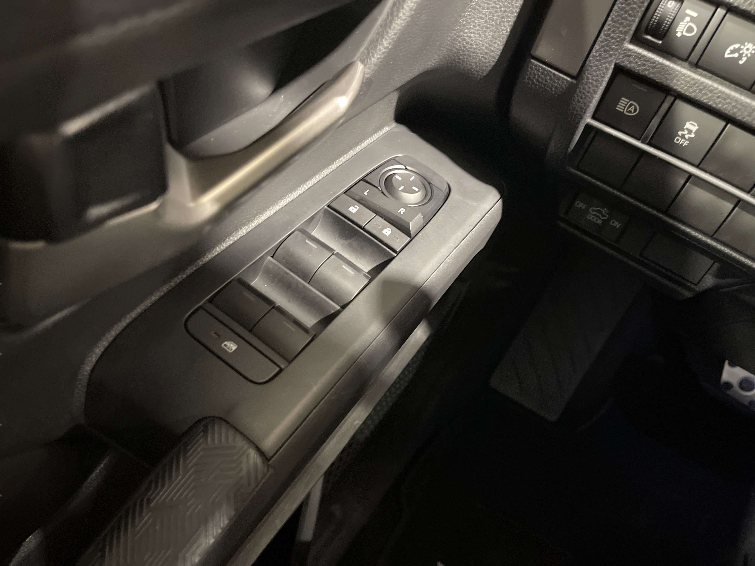 2024 Toyota Tacoma TRD Sport photo 20