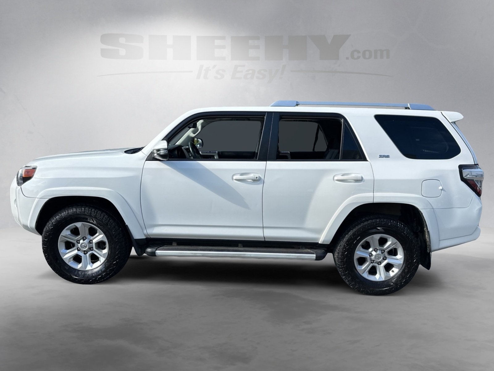 2016 Toyota 4Runner SR5 Premium 4WD photo 13