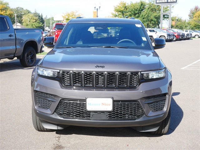 Used 2024 Jeep Grand Cherokee Altitude with VIN 1C4RJHAG7R8934914 for sale in Anoka, Minnesota
