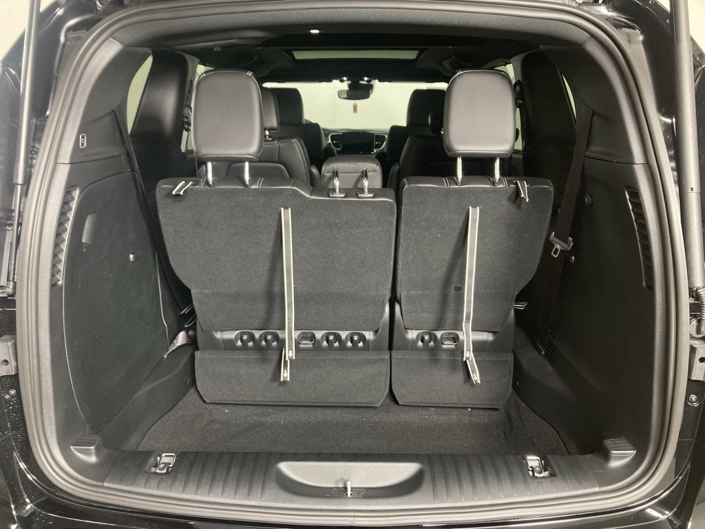 2025 Chrysler Pacifica photo 14