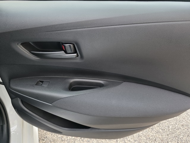 2022 Toyota Corolla LE photo 12