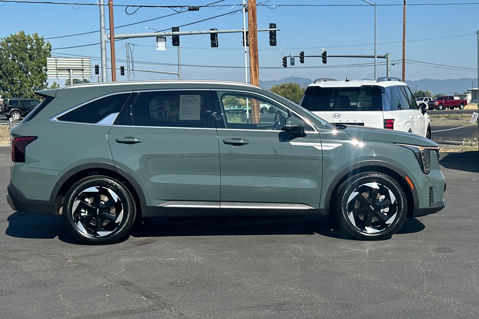 2025 Kia Sorento Hybrid EX photo 3