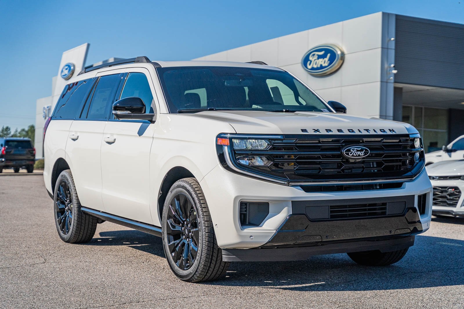 2025 Ford Expedition Platinum's photo