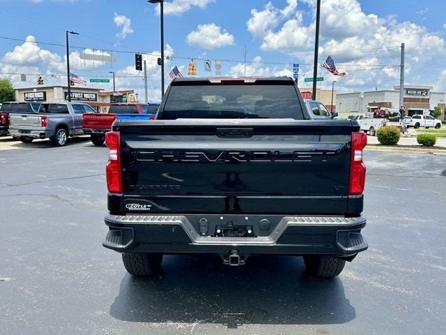 2025 Chevrolet Silverado 1500 LT Trail Boss photo 3