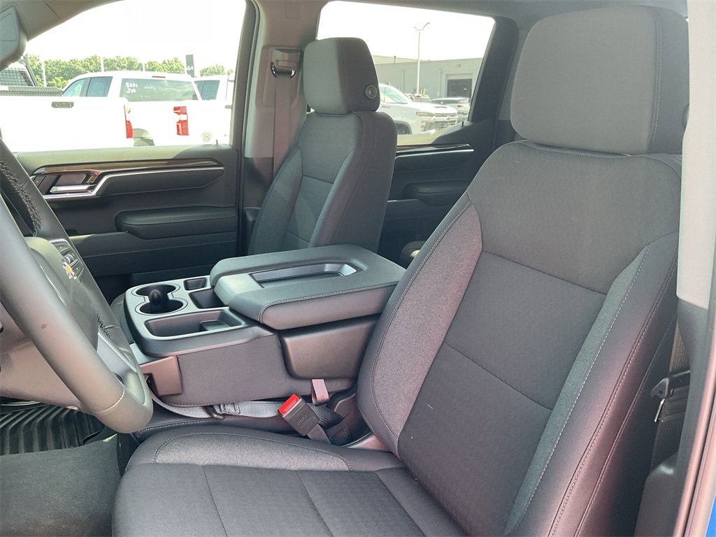 2026 Chevrolet Silverado 1500 LT photo 12
