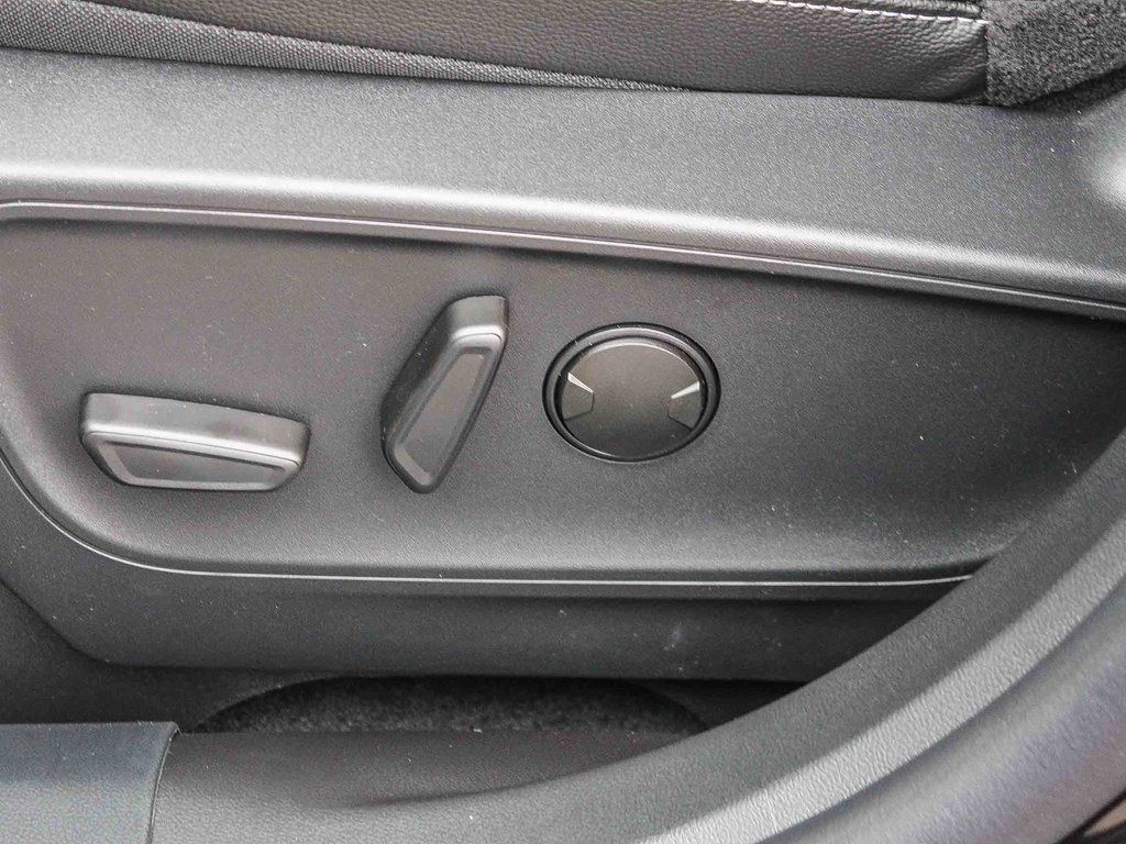 2025 Ford Escape Plug-In Hybrid Base photo 22