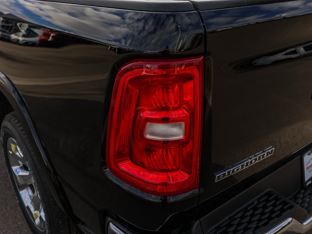 New 2026 Diamond Black Crystal Pearl-Coat Exterior Paint RAM Big Horn/Lone Star image 6