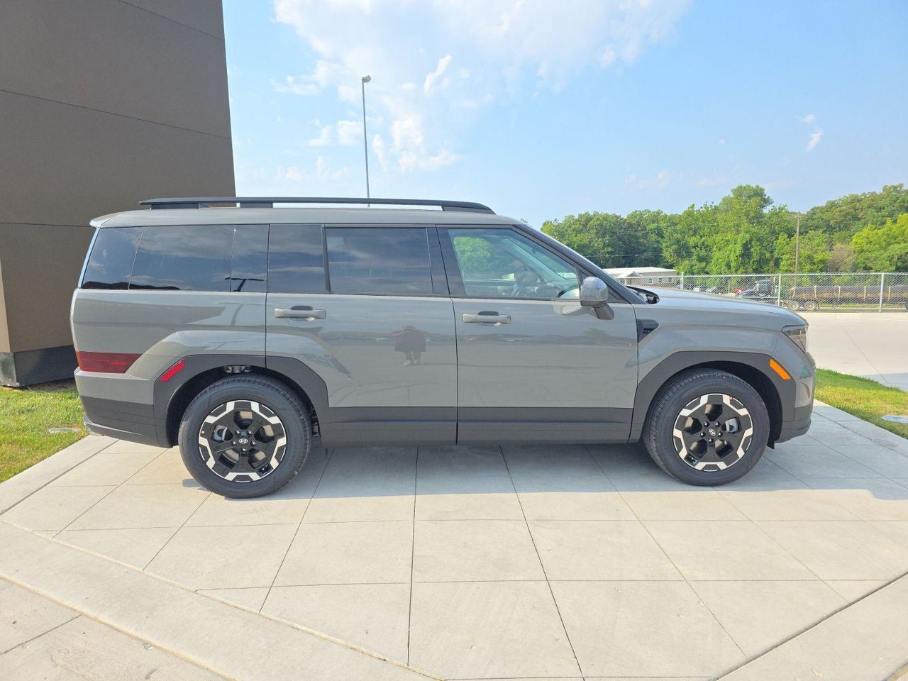 2026 Hyundai Santa Fe SEL photo 3