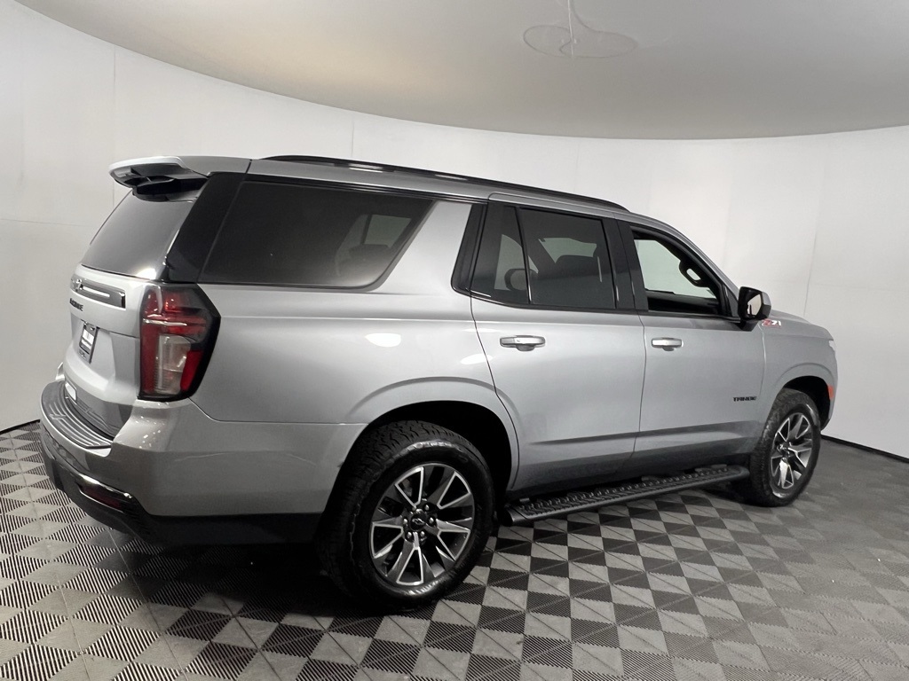 2024 Chevrolet Tahoe Z71 photo 2