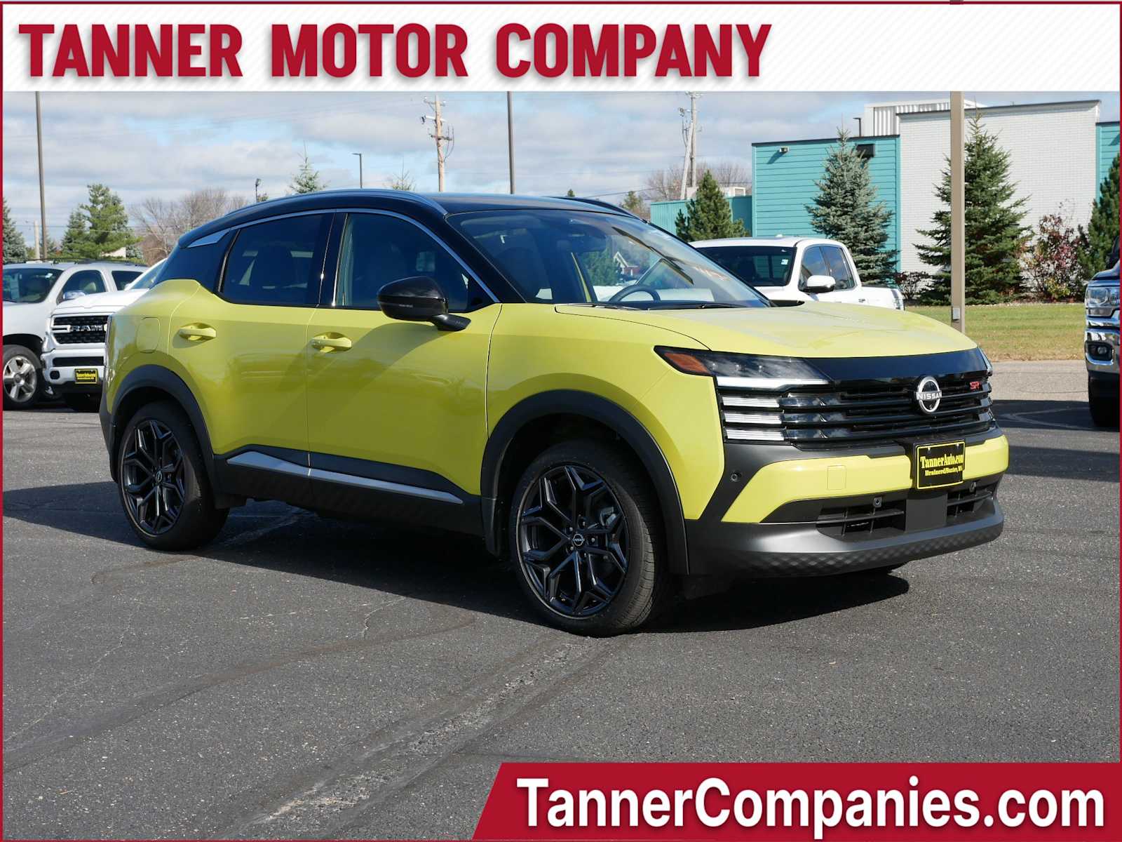 2025 Nissan Kicks SR AWD