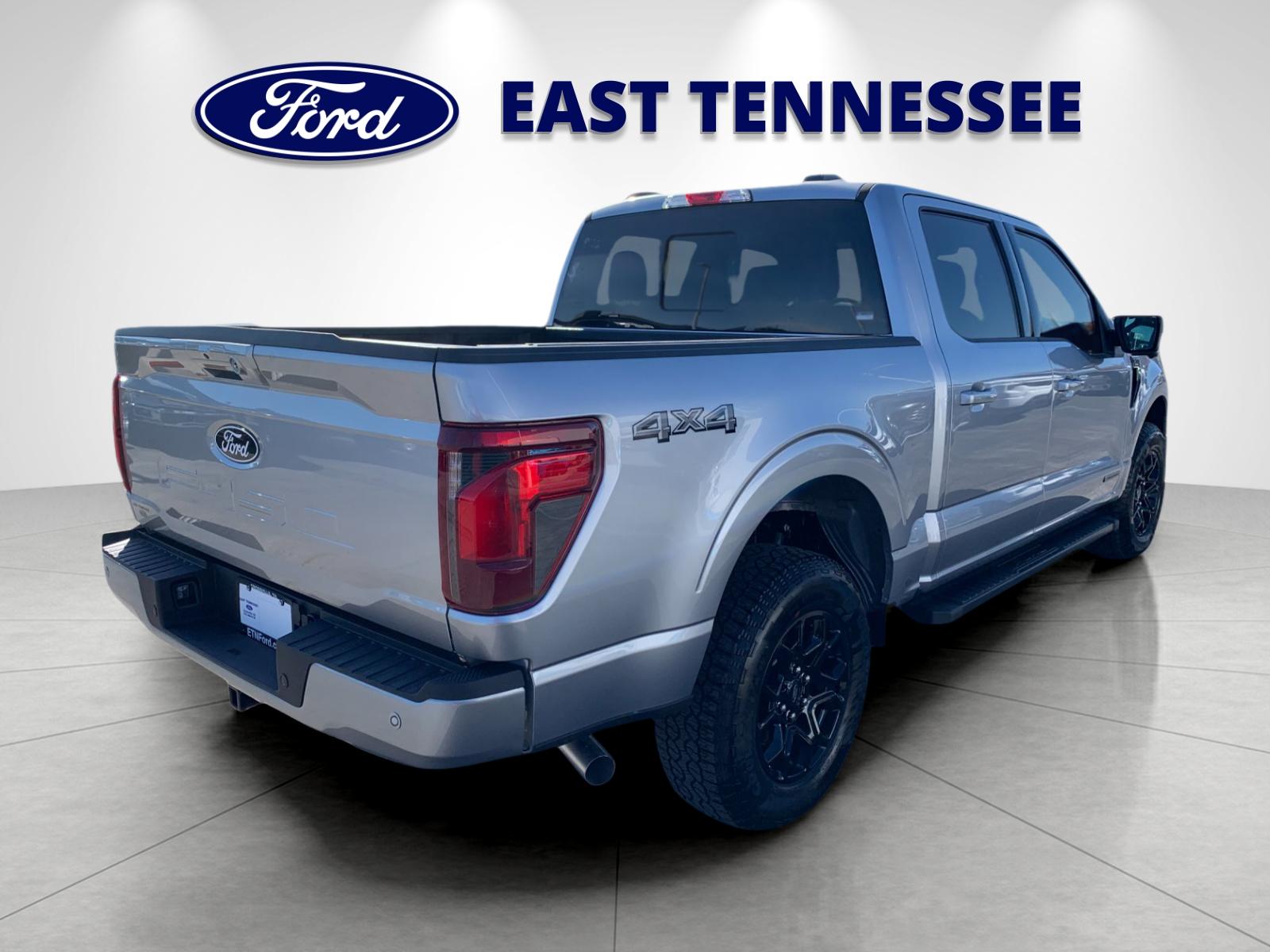 2025 Ford F-150 XLT photo 3