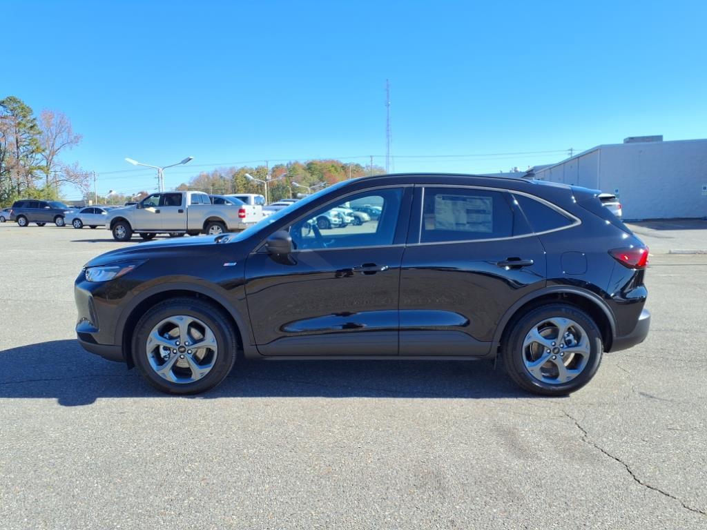 2025 Ford Escape ST-Line photo 15