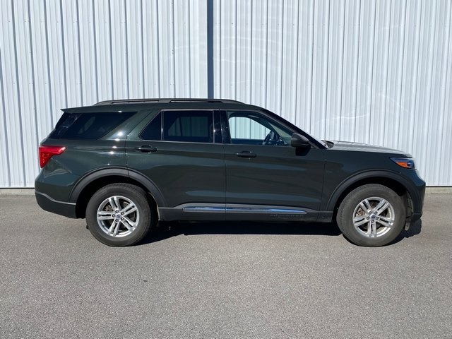 2023 Ford Explorer XLT photo 3