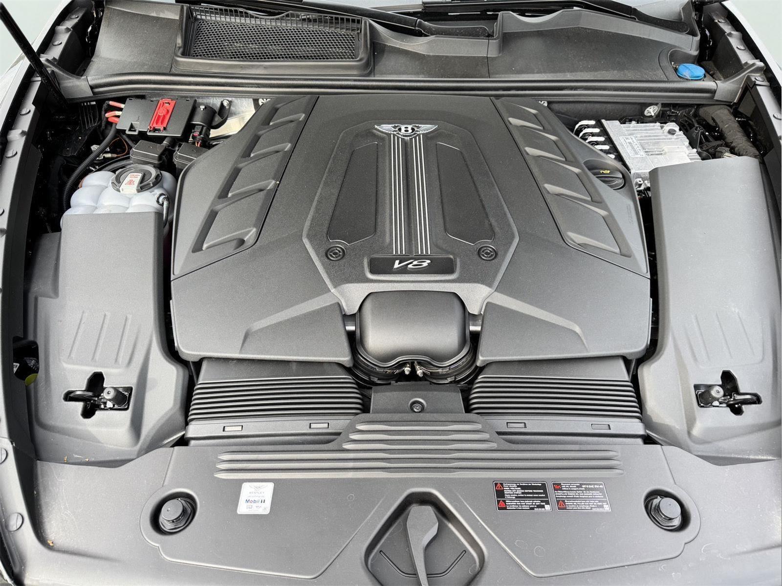 2024 Bentley Bentayga V8 photo 61