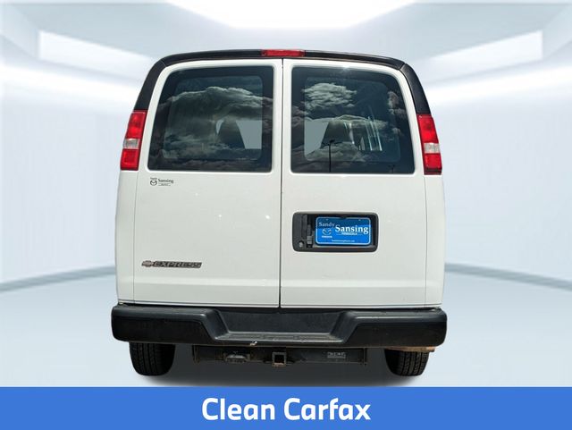 2020 Chevrolet Express 3500 Work Van photo 4
