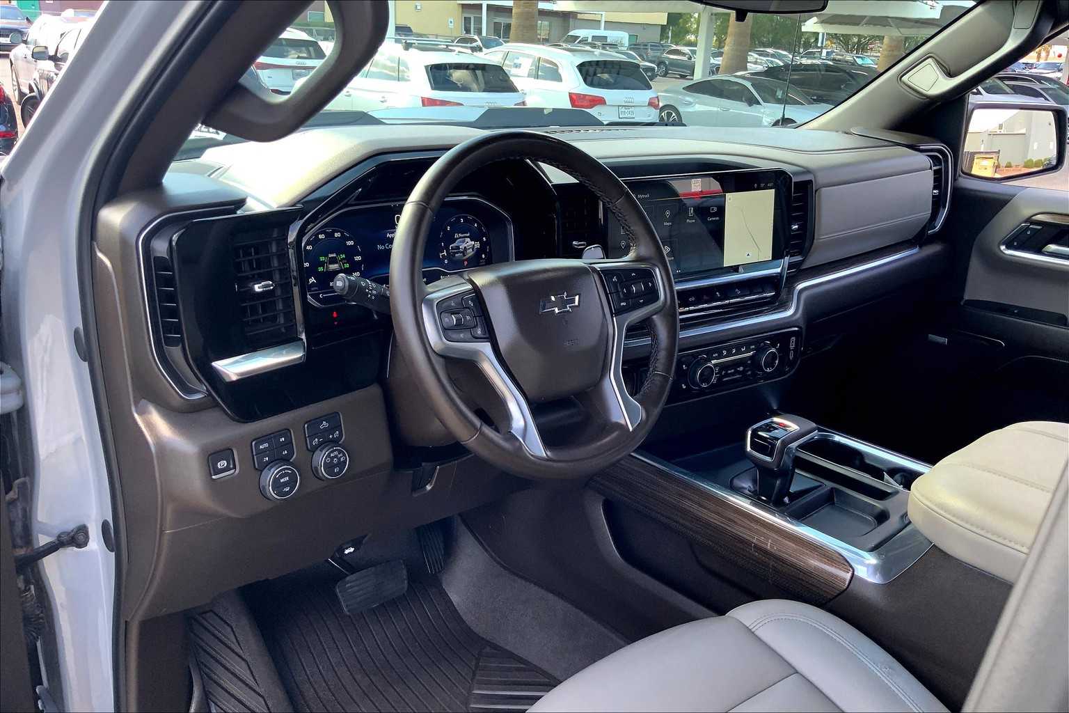 2024 Chevrolet Silverado 1500 LT Trail Boss photo 15