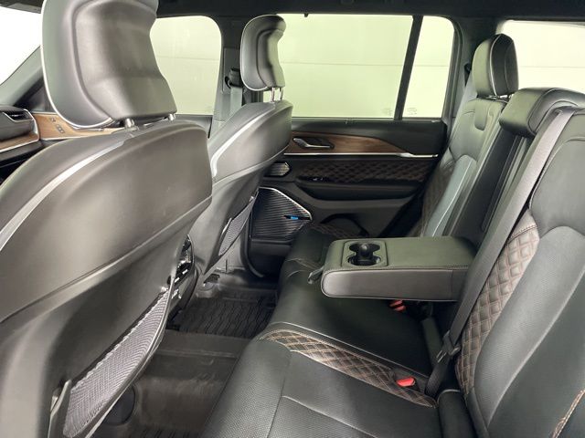 2023 Jeep Grand Cherokee Summit 4xe photo 33