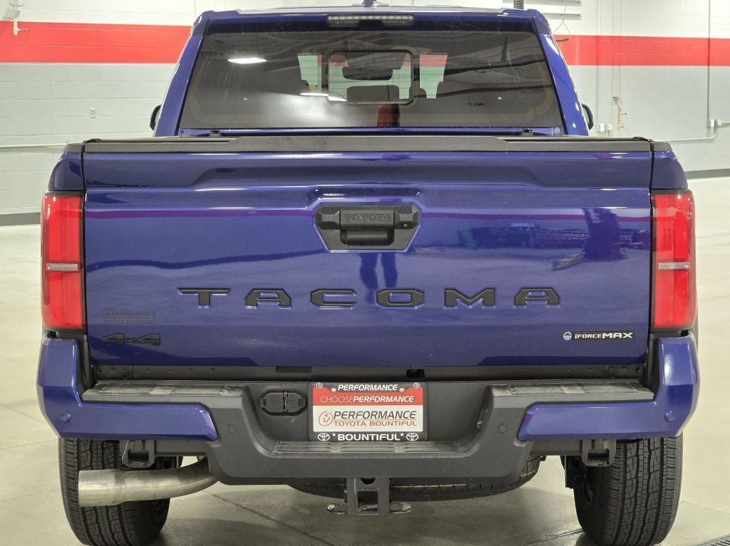 2025 Toyota Tacoma TRD Sport photo 17