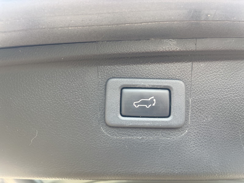 2018 Subaru Outback 2.5i Premium photo 9