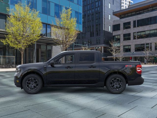 2025 Ford Maverick XLT photo 2
