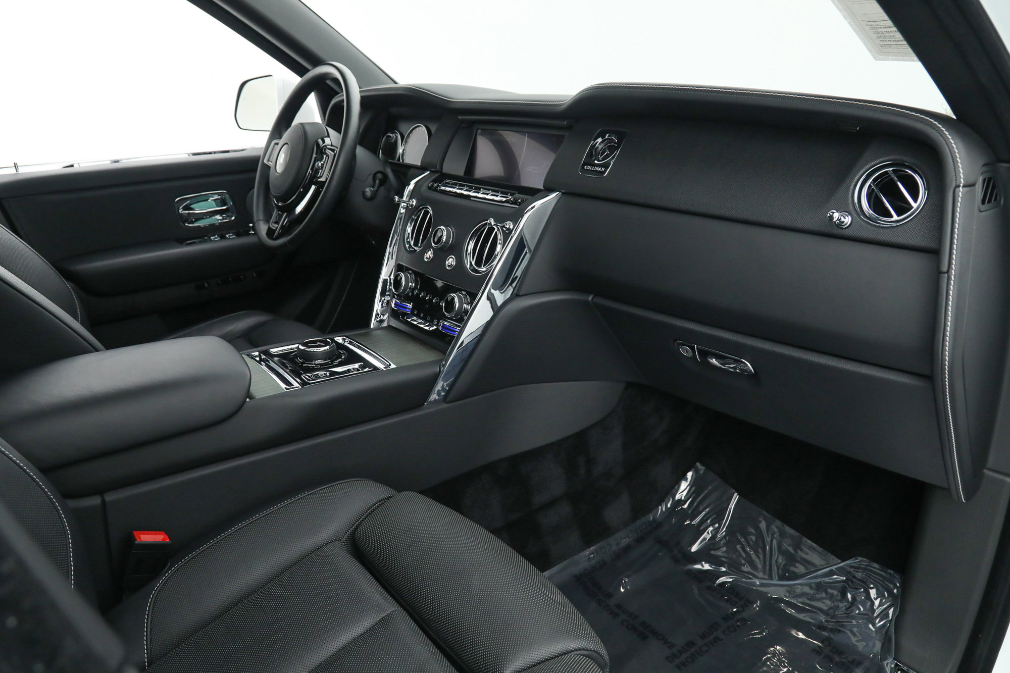 2020 Rolls Royce Cullinan photo 18