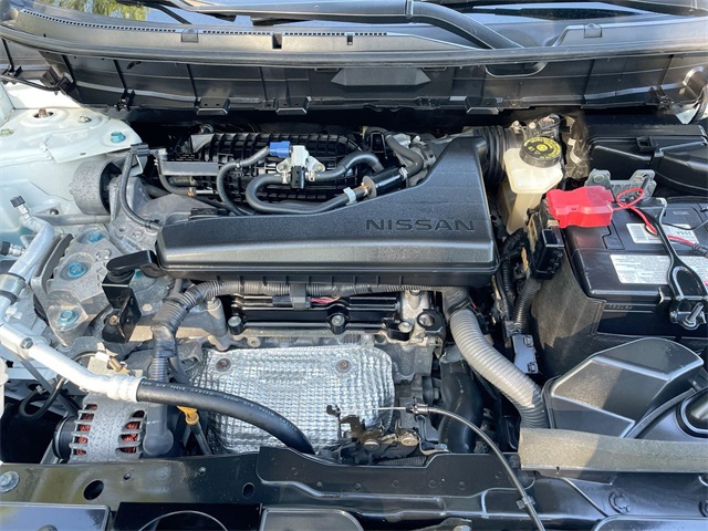 2018 Nissan Rogue SV photo 31