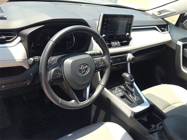 2021 Toyota RAV4 Limited photo 13