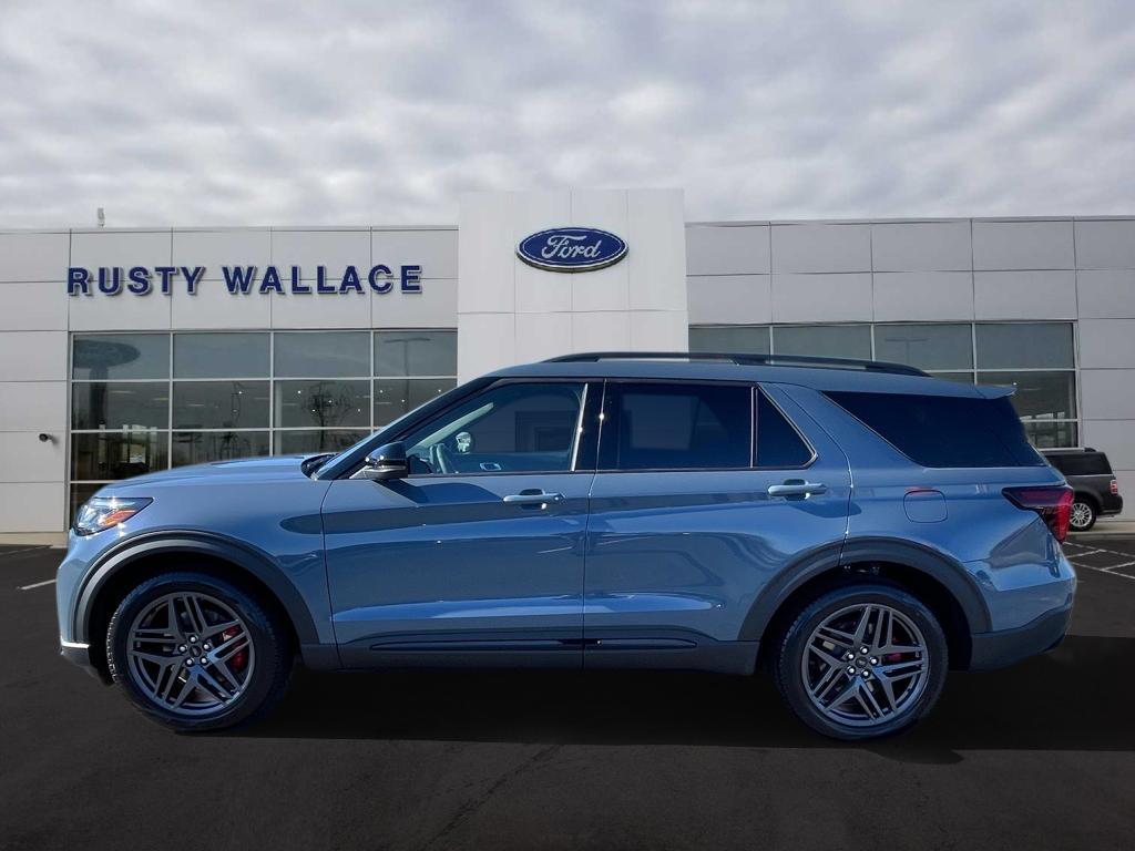 2026 Ford Explorer ST's photo