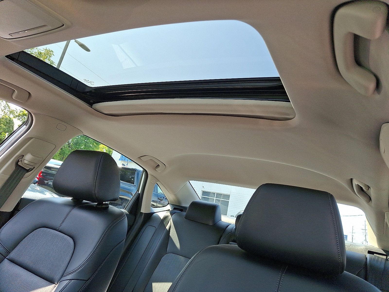 2023 Honda Civic Touring photo 12