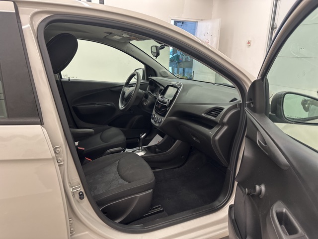 2018 Chevrolet Spark LS photo 29